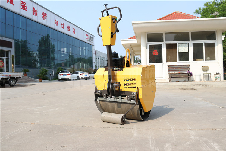 天氣轉(zhuǎn)冷,小型壓路機(jī)為什么會出現(xiàn)不能啟動的情況？